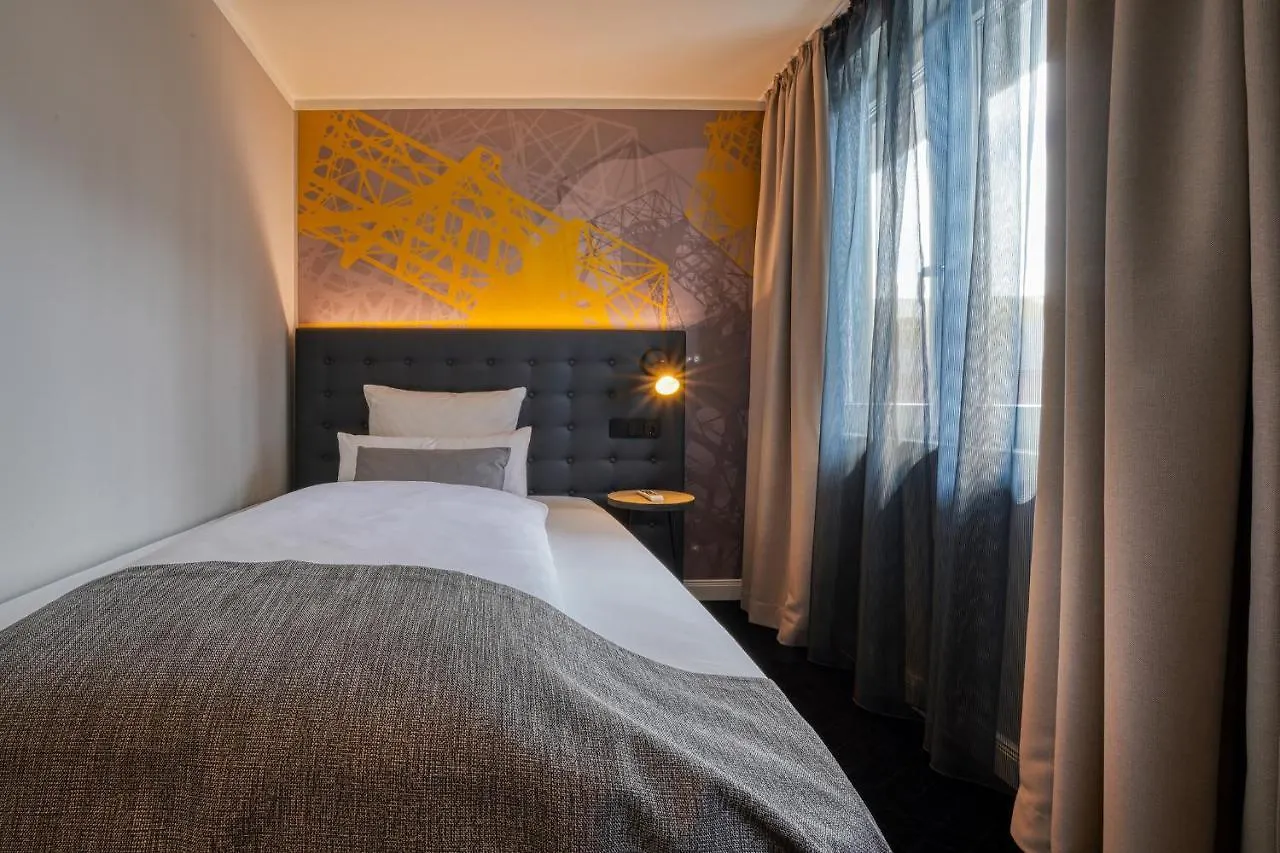 City Hotel Dortmund 3*,